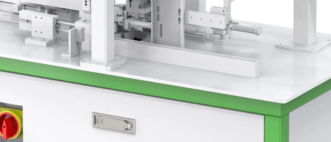 Pack end-of-line test position at the end of the pack segment